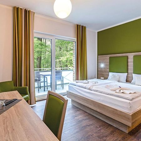 Hotel Zur Ostsee กราล-มือริทซ์ ภายนอก รูปภาพ
