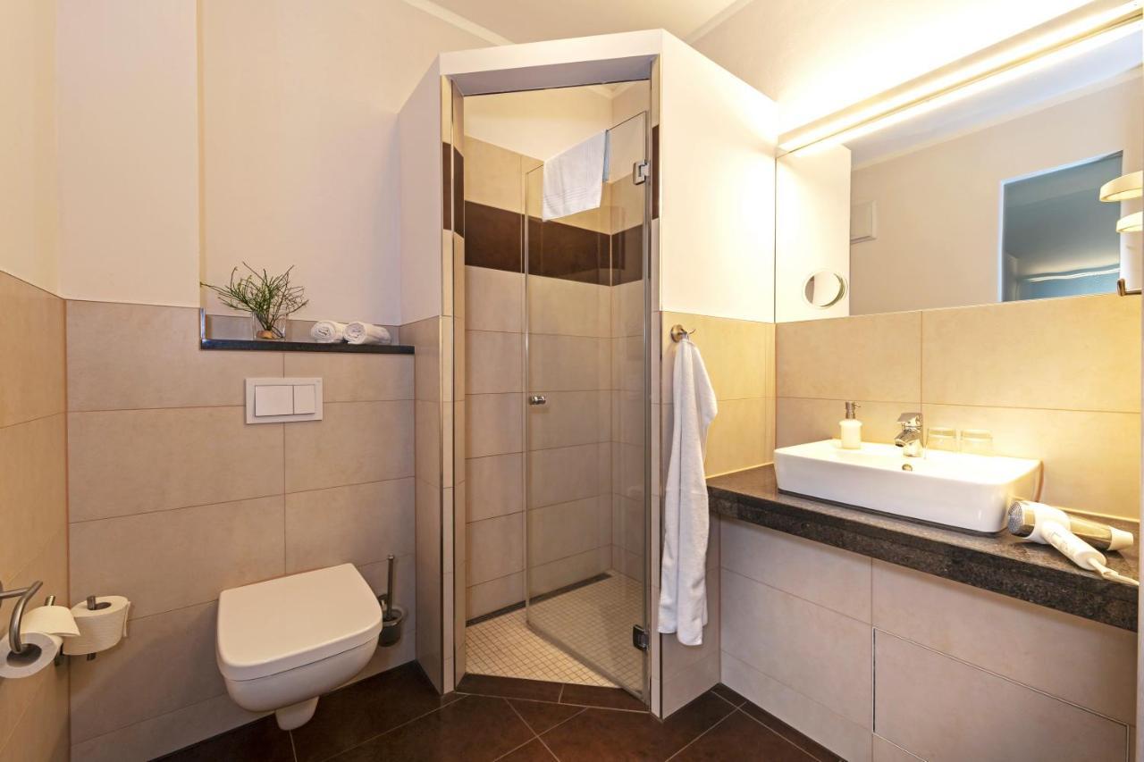 Hotel Zur Ostsee กราล-มือริทซ์ ภายนอก รูปภาพ