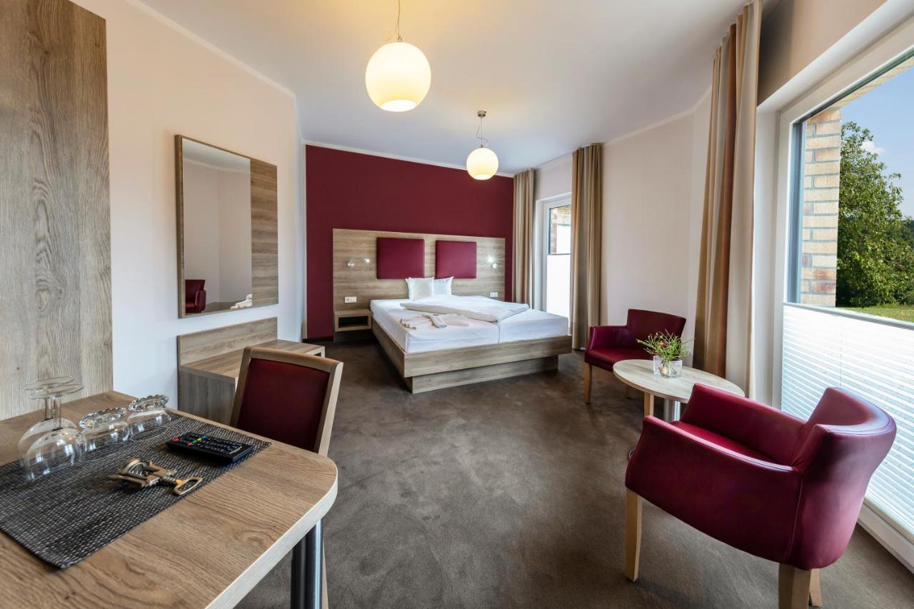 Hotel Zur Ostsee กราล-มือริทซ์ ภายนอก รูปภาพ