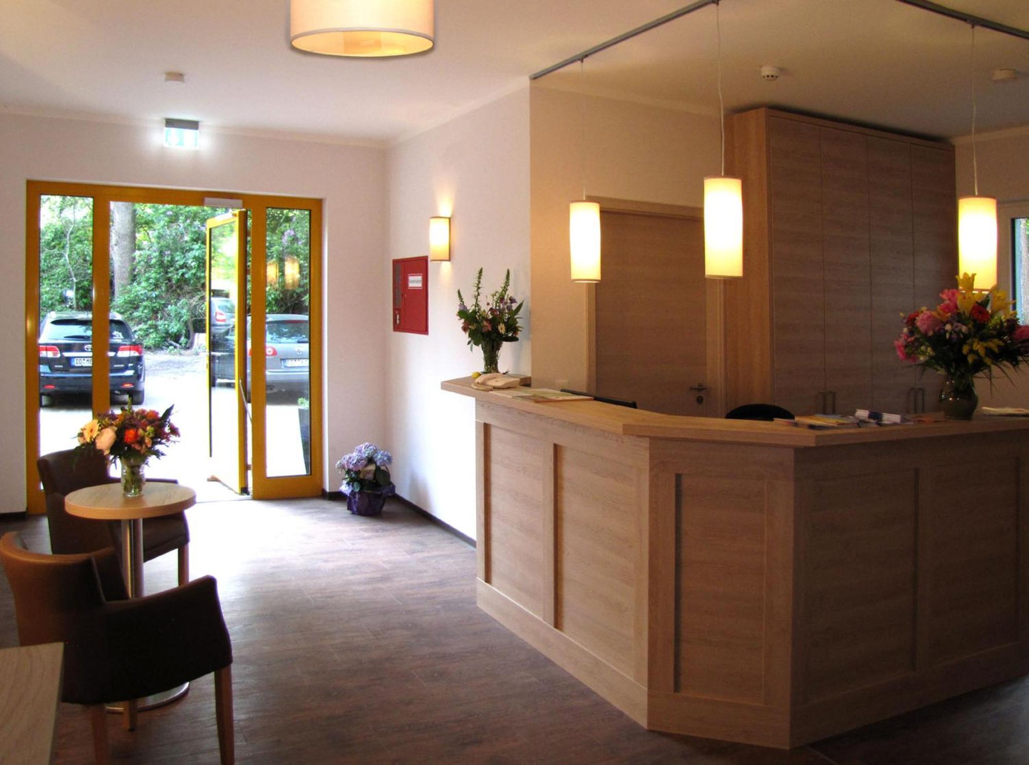Hotel Zur Ostsee กราล-มือริทซ์ ภายนอก รูปภาพ